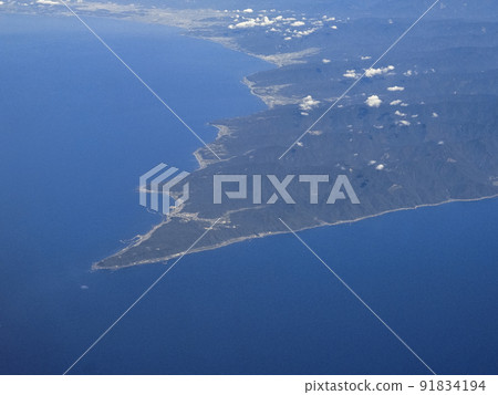 Aerial view of the clear Cape Muroto (Muroto City, Kochi Prefecture) 91834194