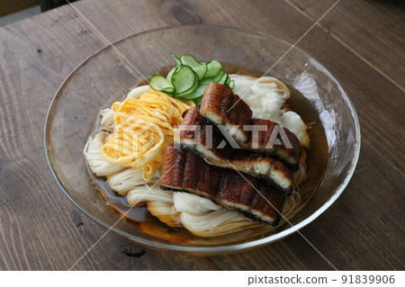 在家製作的 Unatoro 掛麵 91839906