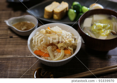 Spring bamboo shoot breakfast breakfast 3 91839970