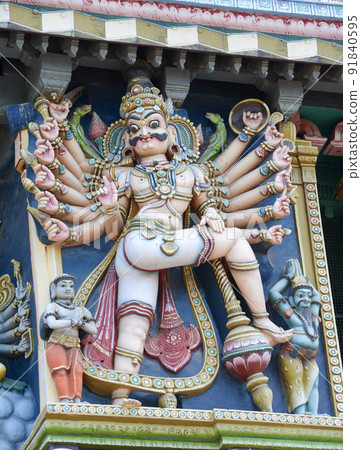 The beautiful Meenakshi Amman Temple in Madurai in the south Indian state of Tamil Nadu - close up of idols and decoration The beautiful Meenakshi Amman Temple in Madurai in the south Indian state of Tamil Nadu - close up of idols and decoration 91840595
