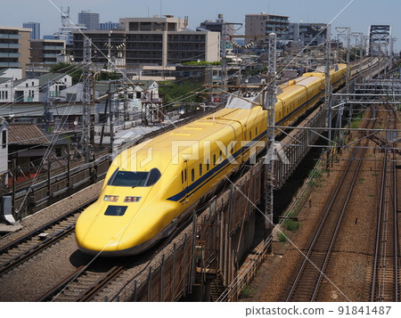 西馬込立交橋的黃醫生 西馬込立交橋的黃醫生 91841487