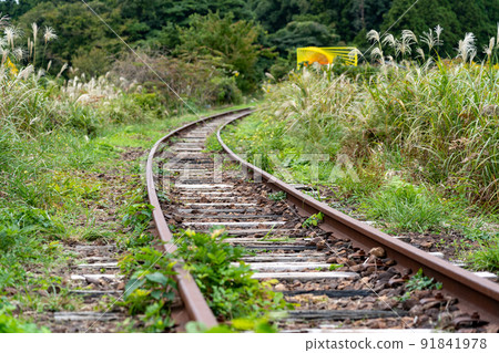 老能登鐵路能登線廢棄的鐵路痕跡 老能登鐵路能登線廢棄的鐵路痕跡 91841978