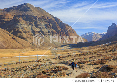 在西藏聖山康仁波齊徒步旅行時的風景 在西藏聖山康仁波齊徒步旅行時的風景 91846075