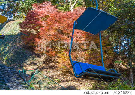 A lift for vacationers climbing Mt. Takao A lift for vacationers climbing Mt. Takao 91846225