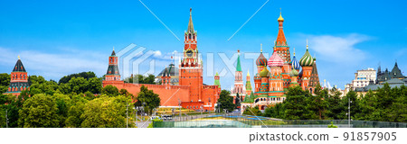 Panoramic view of Moscow and St Basil's Cathedral, Russia Panoramic view of Moscow and St Basil's Cathedral, Russia 91857905