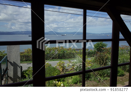 Outside scenery_Tea shop sunset_Hakodate Outside scenery_Tea shop sunset_Hakodate 91858277
