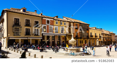 Streets of El Burgo de Osma, province of Soria, Spain Streets of El Burgo de Osma, province of Soria, Spain 91862083