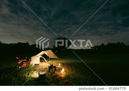 Solo camp alone in an empty campsite Solo camp alone in an empty campsite 91864770