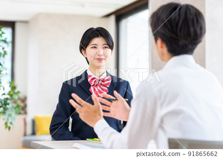 High school girl who consults about career path High school girl who consults about career path 91865662