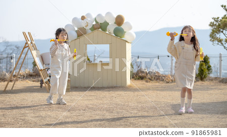 girl child lifestyle play spring 91865981