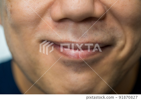 一個笑起來無所畏懼的男人 91870827