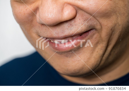 A man with a fearless laugh 91870834