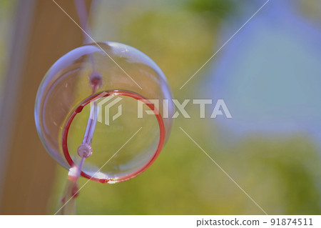 Landscape material: Summer sunlight and cute wind chimes Landscape material: Summer sunlight and cute wind chimes 91874511
