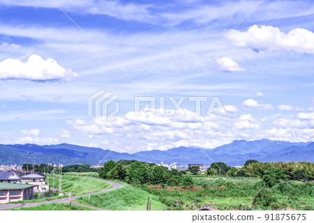 The skies of the rainy season The skies of the rainy season 91875675