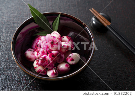 Shiso bonito garlic Shiso bonito garlic 91882202