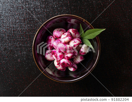 Shiso bonito garlic Shiso bonito garlic 91882204