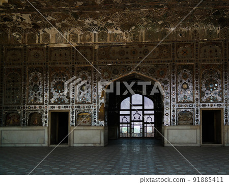 Sheesh Mahal Palace in Lahore fort in Pakistan Sheesh Mahal Palace in Lahore fort in Pakistan 91885411