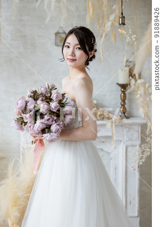 japanese bride dress Wedding 'Okiniiri' My Japan Clothes Japanese bride (vertical position, half