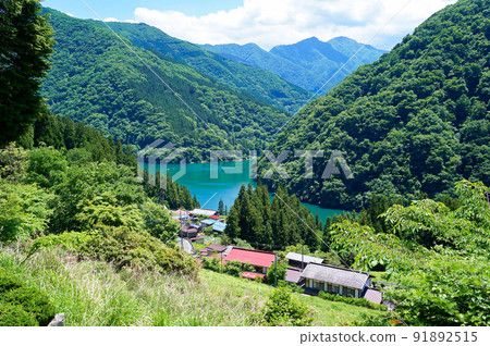 Scenery of Lake Chichibu and Okuchichibu [Otaki, Chichibu City, Saitama Prefecture] 91892515