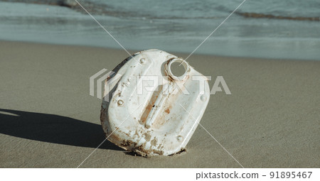 used plastic bottle on the seashore, web banner used plastic bottle on the seashore, web banner 91895467