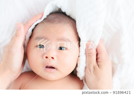 寶寶洗澡後 91896421