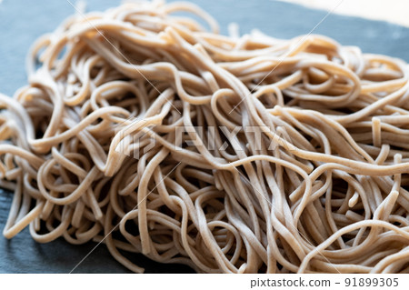 28 buckwheat noodles on the bedrock 91899305