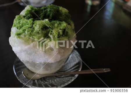 Uji matcha milk shaved ice 91900356
