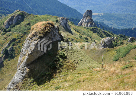 Beautiful mountain vista, sedimentary rocks in the Carpathians 91901893