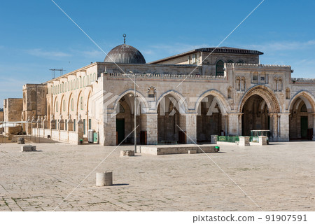 Traditional Islamic architecture. Temple Mount, Jerusalem Traditional Islamic architecture. Temple Mount, Jerusalem 91907591