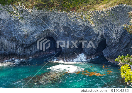 Saga Prefecture / "Nanatsugama (Yakataishi Nanatsugama)" Genkai Quasi-National Park 91914283
