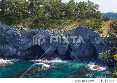 Saga Prefecture / "Nanatsugama (Yakataishi Nanatsugama)" Genkai Quasi-National Park 91914297