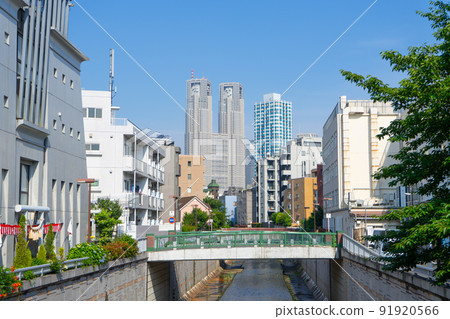 Tokyo scenery 2022 Nakano Shimbashi overlooking the Tokyo Metropolitan Government from the Kanda River 91920566