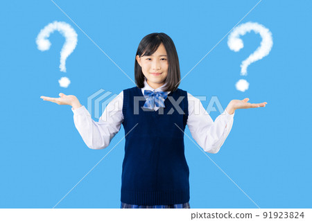 Female students to compare 91923824