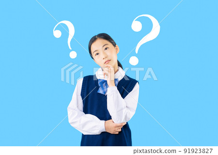 Female student to think Female student to think 91923827