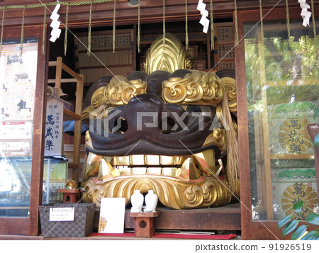 Namiyoke Shrine in Tsukiji Namiyoke Shrine in Tsukiji 91926519