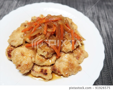 Delicious chicken breast pickled in Nanban 91926575