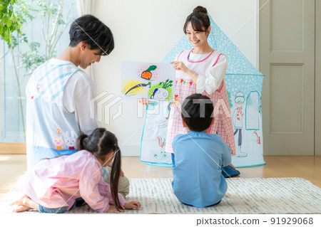 幼兒園老師演奏連環畫 91929068