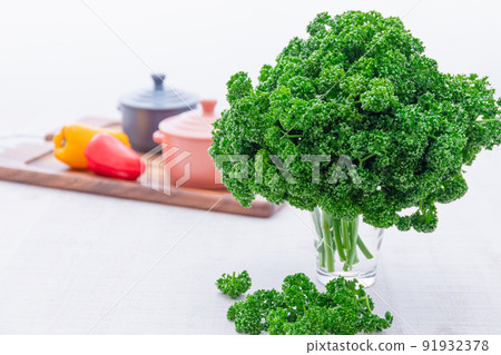 Herbs: Do you eat parsley? 91932378
