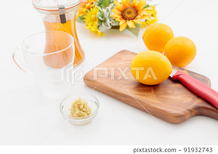 Have a homemade honey lemon & ginger 91932743