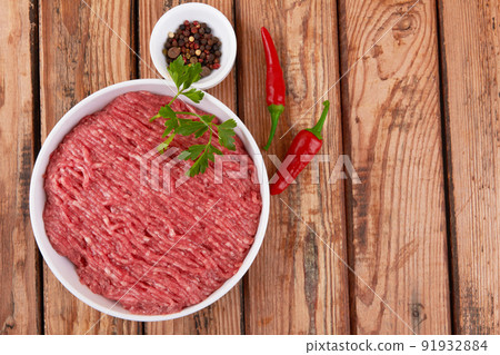 Pork and beef minced meat Pork and beef minced meat 91932884