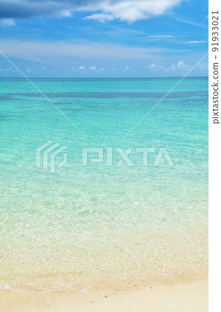 Okinawa Ikema Island blue sky and seascape 91933021