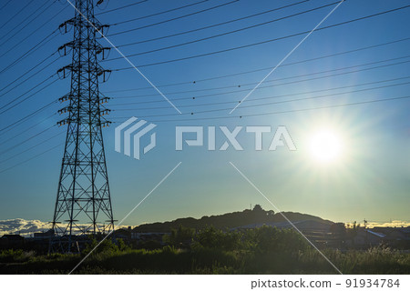 Komakiyama Castle in the morning 91934784