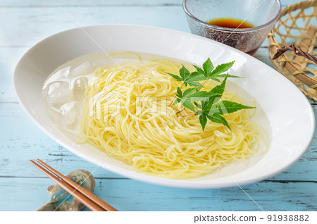 Yuzu-flavored yellow somen Yuzu-flavored yellow somen 91938882