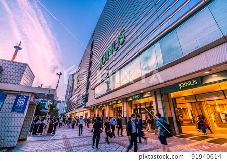 The 7th wave of Yokohama cityscape in Japan has arrived! BA.5 increase ... Kanagawa 4230 people ... Looking at Yokohama station square ... = July 11 91940614
