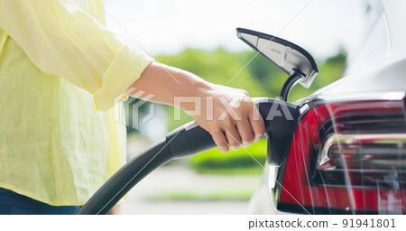 electric car charging 91941801