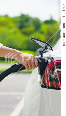 electric car charging electric car charging 91941802
