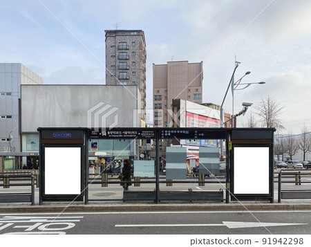 公交車站廣告、廣告、模型圖像 91942298