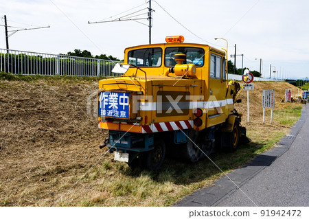 掃路車 掃路車 三輪刷式 91942472