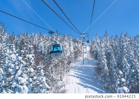 Moriyoshi mountain rime (snow monster) Japan's three major rime trees Akita sightseeing Moriyoshi mountain rime (snow monster) Japan's three major rime trees Akita sightseeing 91944215