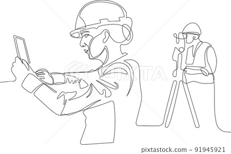 Caucasian worker with helmet on head using tablet 91945921